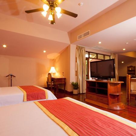 Angkor Era Hotel Сием Реап Екстериор снимка