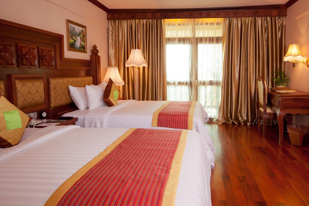 Angkor Era Hotel Сием Реап Стая снимка